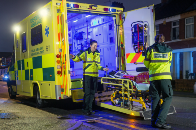 welsh_ambulance_and_paramedics