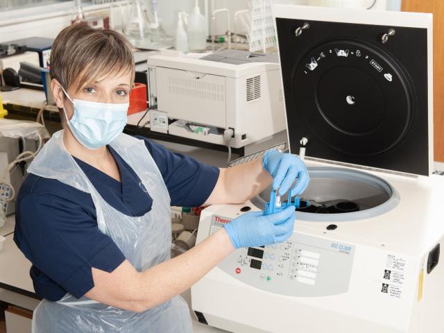 Emma Williams using blood spinning machine