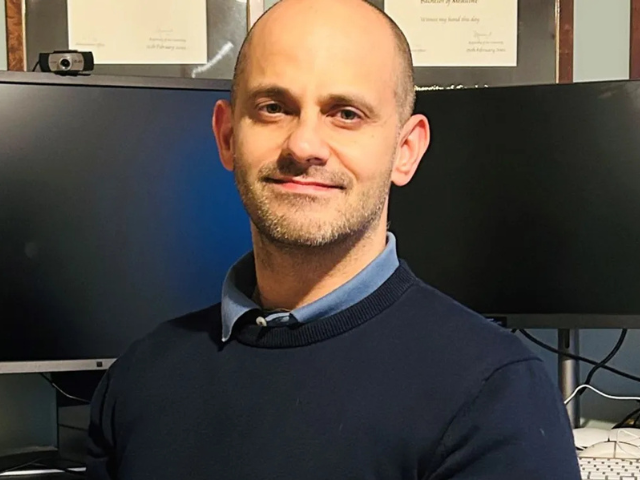 Dr Daniel Obaid