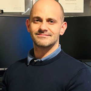 Dr Daniel Obaid